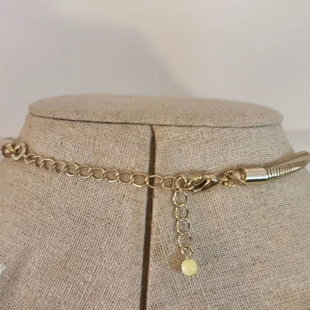 NWT Vintage Avon Forever Selected By Paula Abdul Statement Necklace Gold-tone OS - Picture 4 of 8